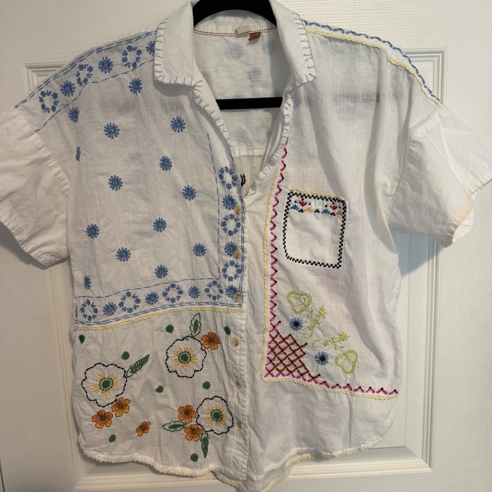 Anthropologie Pilcro Button Up Blouse White Embroidered Whimsy Cottagecore XS